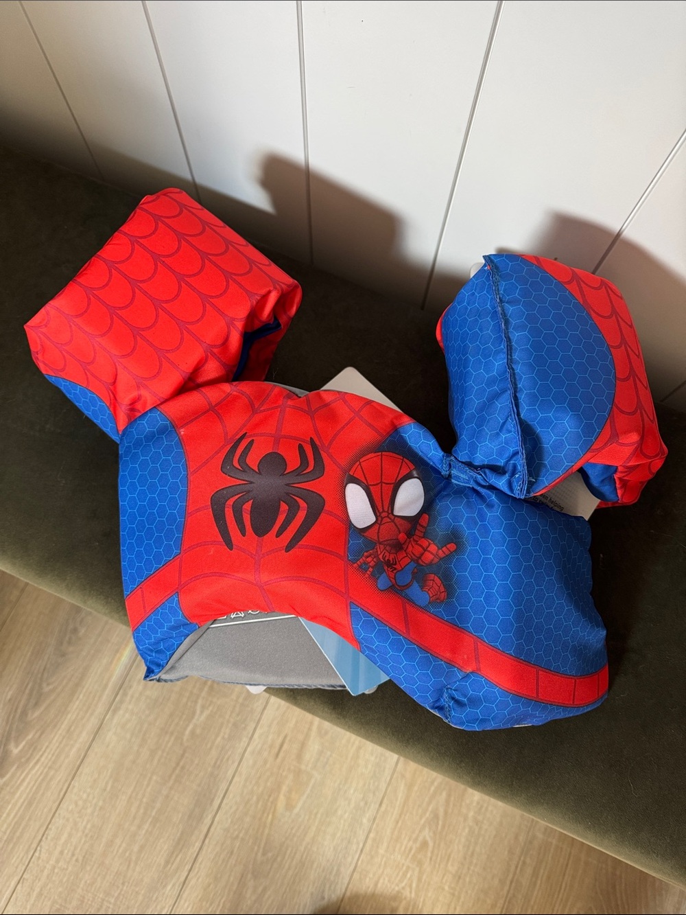 Spider-Man Life Jacket Vest - Picture 2 of 5